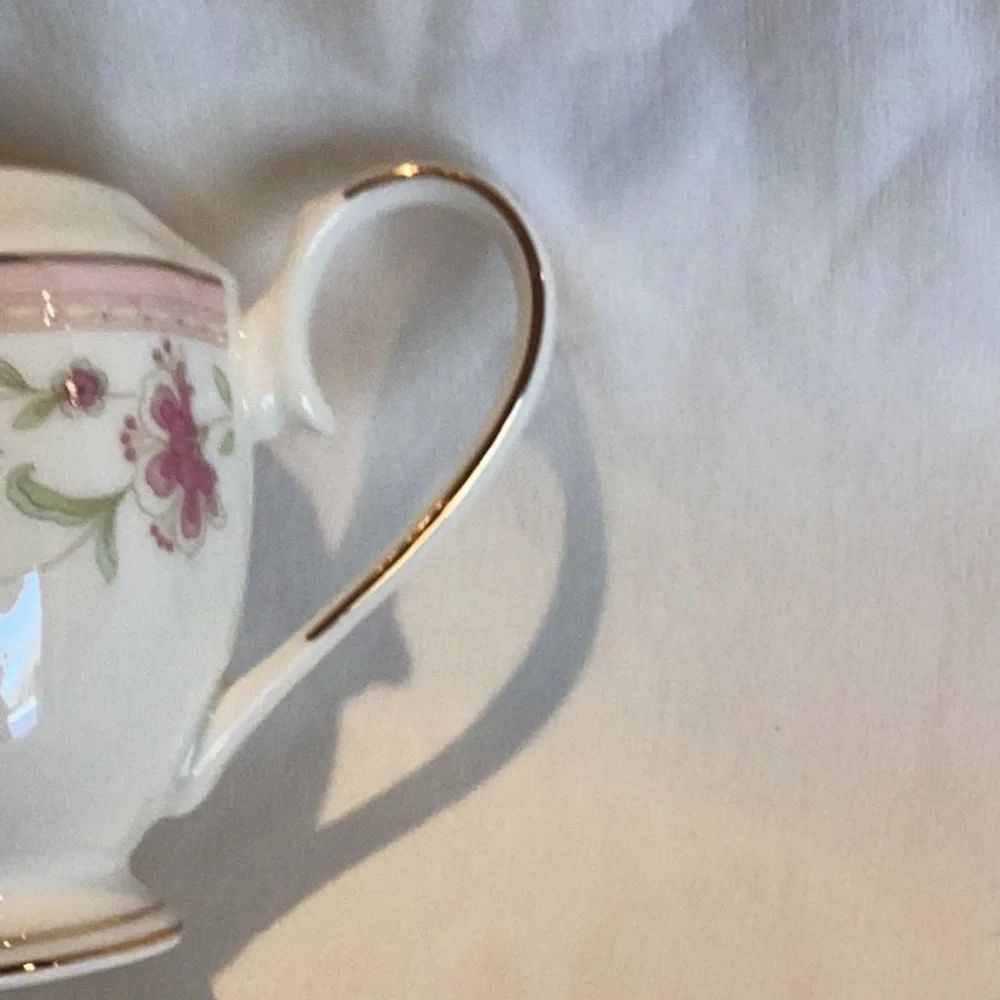 Floral Pink & White Sugar and Cream Set